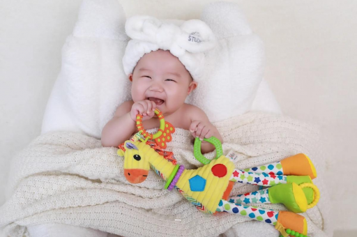 丽水宝宝为什么会吐奶 丽水宝宝为什么会吐奶